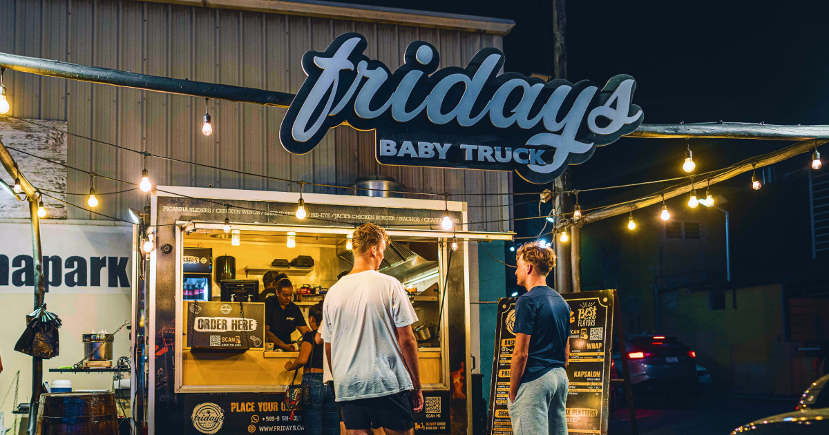 Fridays Baby Truck Curacao's 1 barbecue food truck